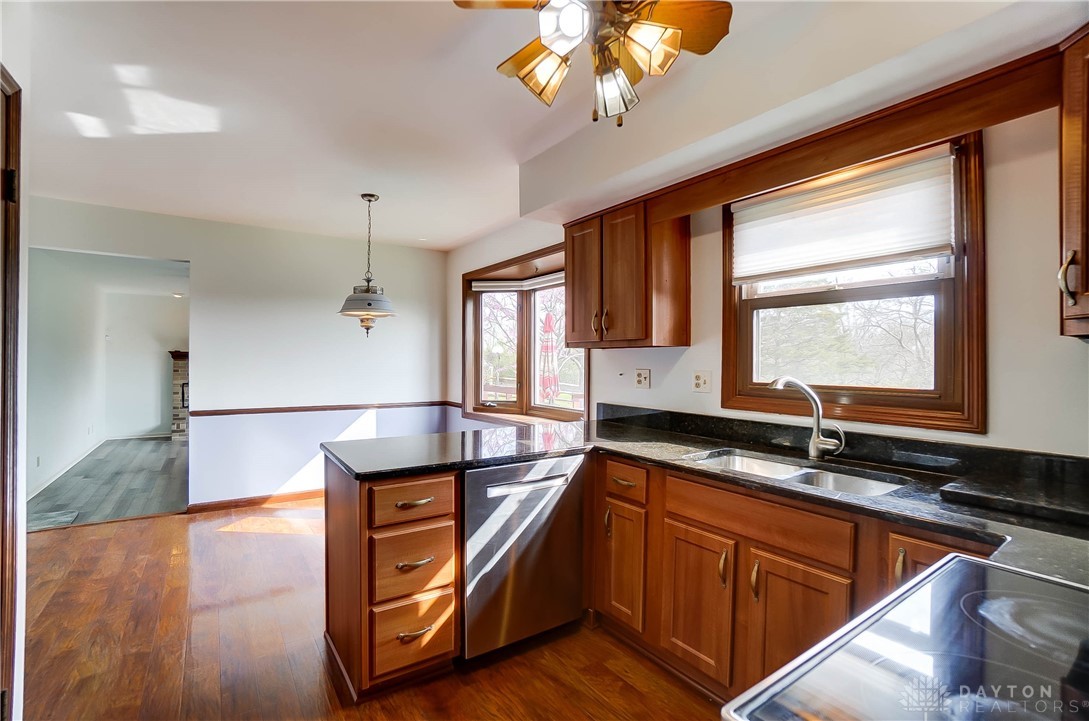 130 Farmington Drive, Hamilton, Ohio image 15