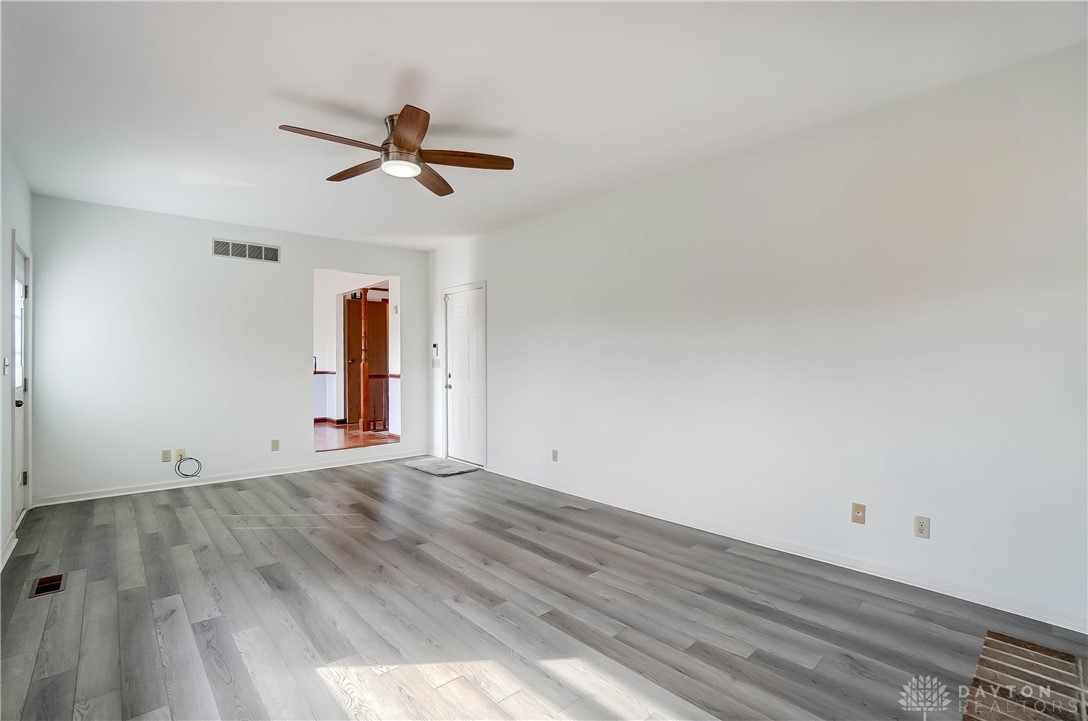 130 Farmington Drive, Hamilton, Ohio image 25