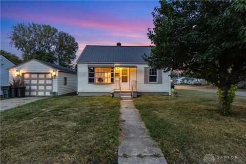 Photo of 1918 Russet Avenue, Dayton, OH 45420 (MLS # 944411)