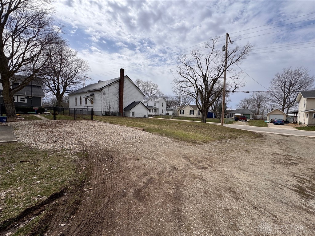 138 W Church Street, Bradford, Ohio image 6