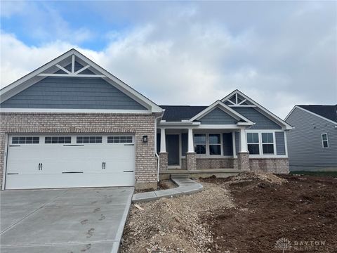 Photo of 1056 Eastland Drive, Xenia, OH 45385 (MLS # 947712)