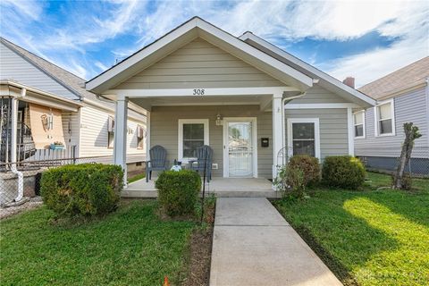 Photo of 308 Brooklyn Avenue, Dayton, OH 45417 (MLS # 944912)