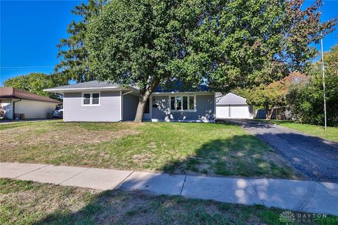 Homes For Sale - 389 N Garber Drive<br/> Miami County, Tipp City, OH 45371