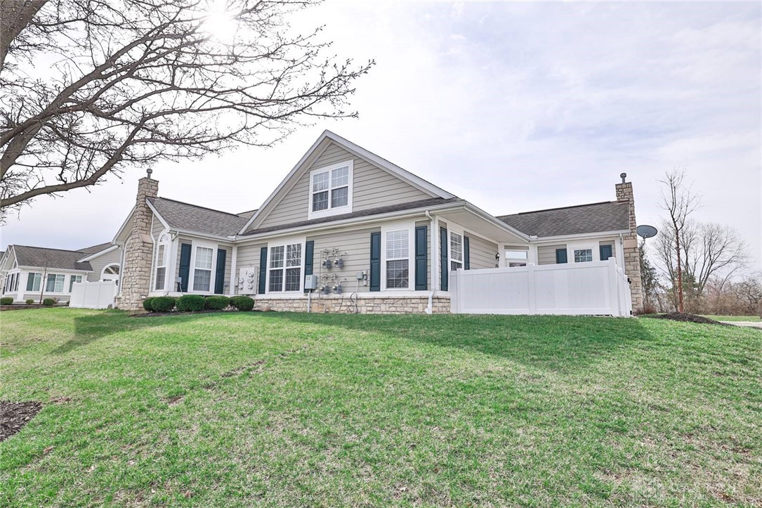 4674 Cobblestone, Tipp City, Ohio image 33