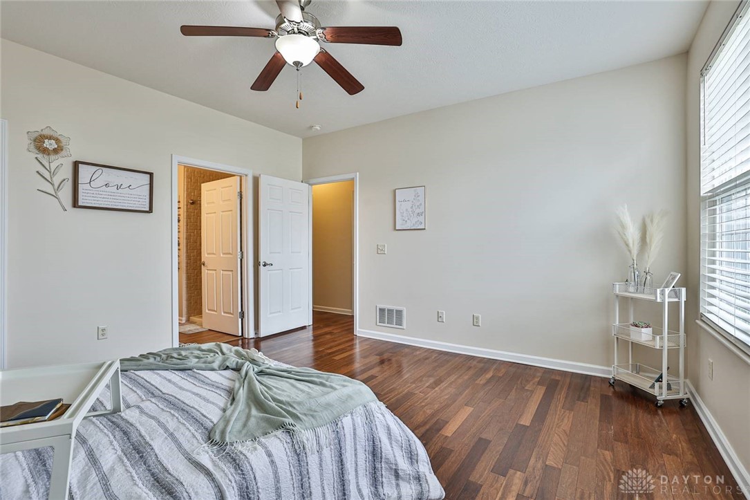 4674 Cobblestone, Tipp City, Ohio image 17