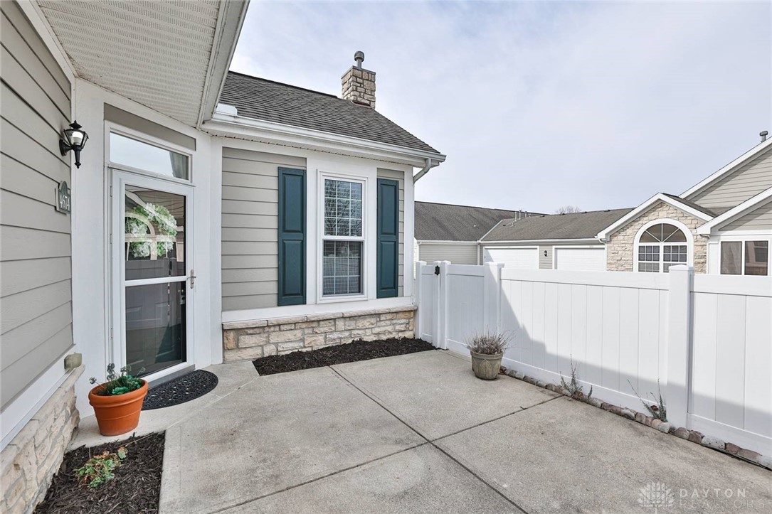 4674 Cobblestone, Tipp City, Ohio image 31