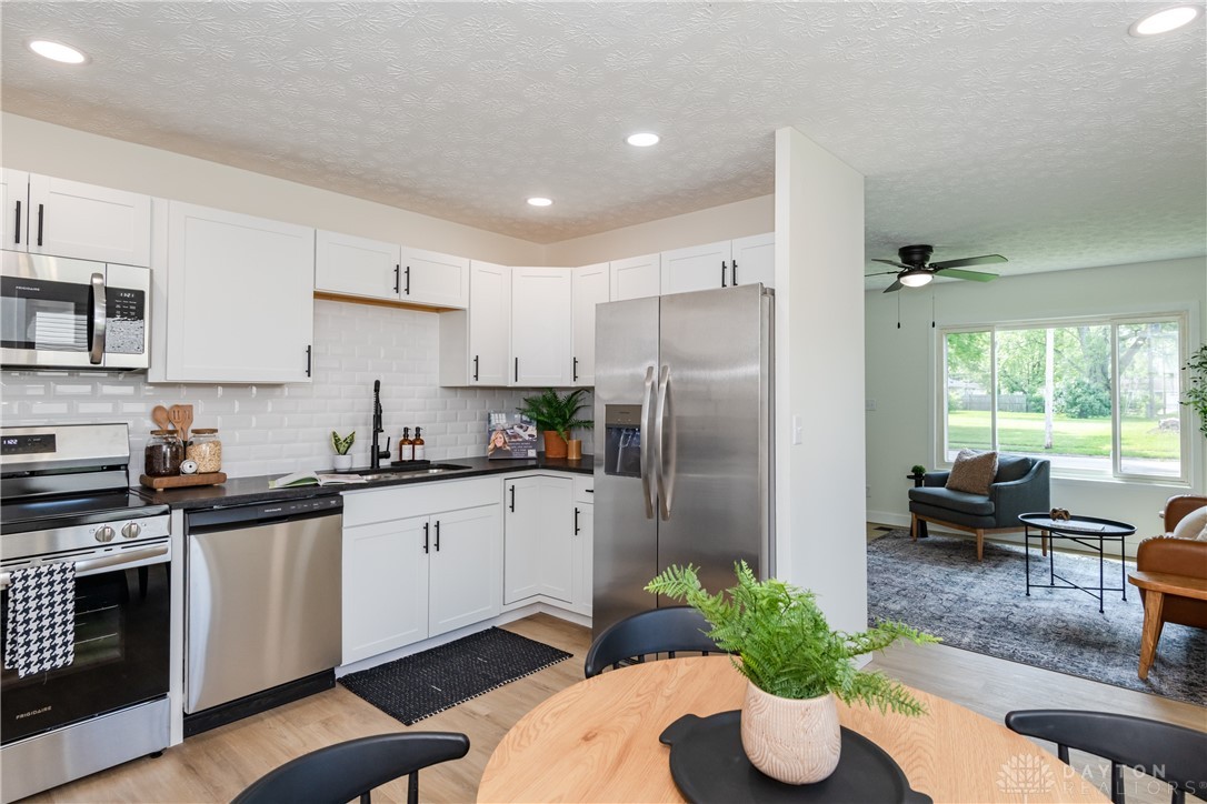 233 Elmwood Avenue, Troy, Ohio image 13