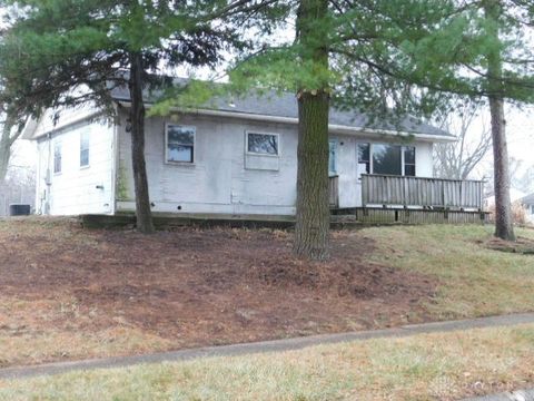 Photo of 1800 Clarissa Avenue, Dayton, OH 45429 (MLS # 950295)