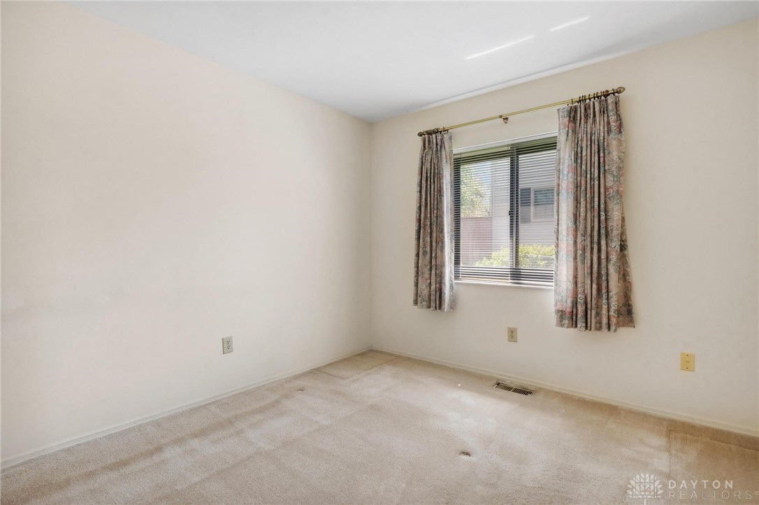 388 Big Stone Drive, Beavercreek, Ohio image 21