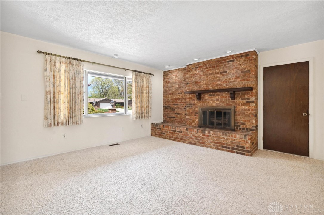 388 Big Stone Drive, Beavercreek, Ohio image 10
