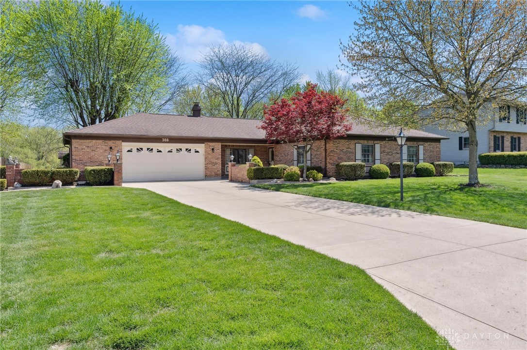 388 Big Stone Drive, Beavercreek, Ohio image 4