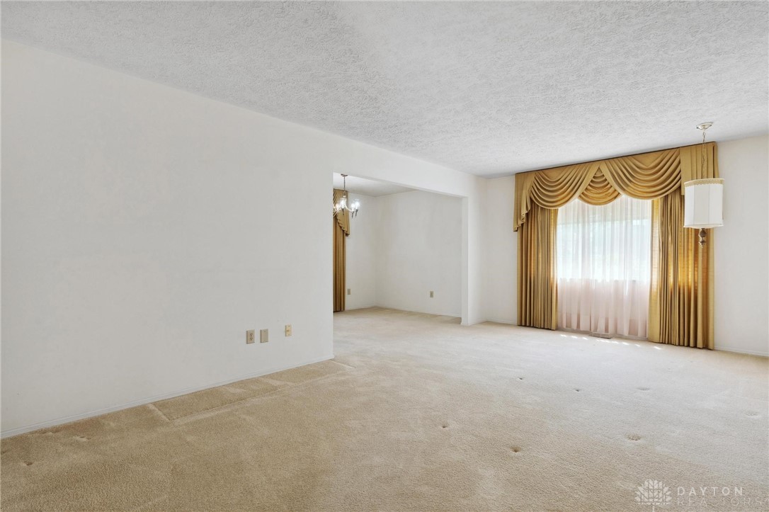 388 Big Stone Drive, Beavercreek, Ohio image 17