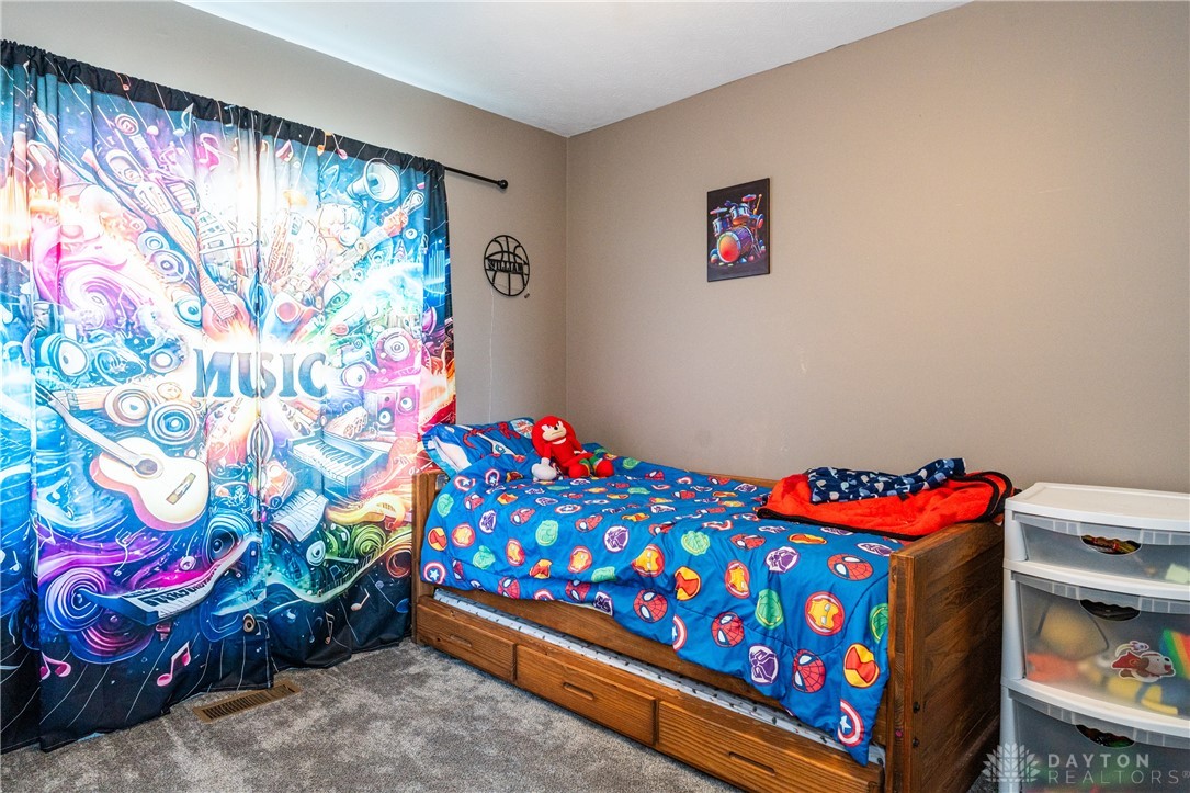 2812 Conowoods Drive, Springfield, Ohio image 39