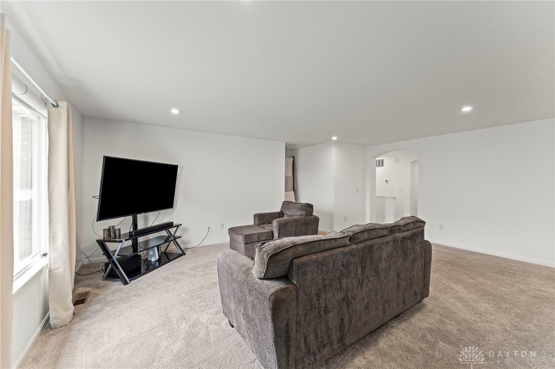 1130 Arden Way, Fairborn, Ohio image 6