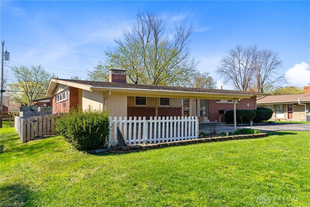 820 Brubaker Drive, Dayton, Ohio image 3