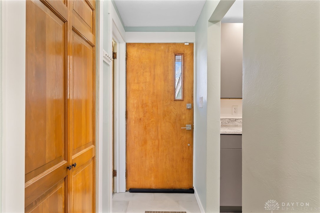 820 Brubaker Drive, Dayton, Ohio image 6