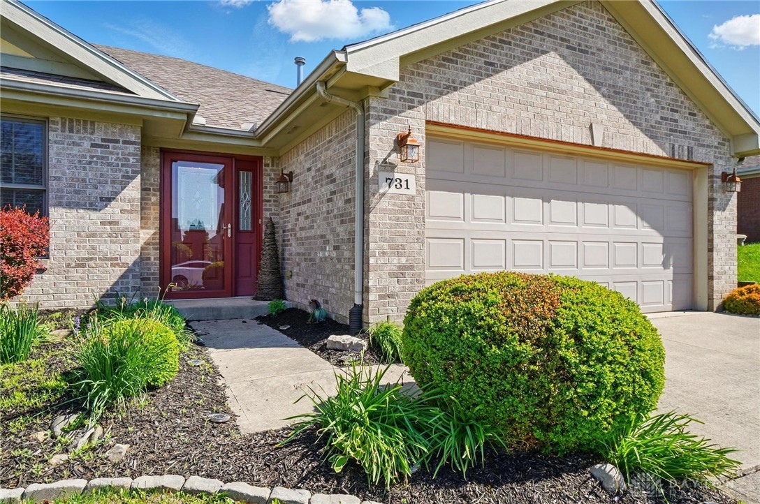 731 Waldsmith Way, Vandalia, Ohio image 2