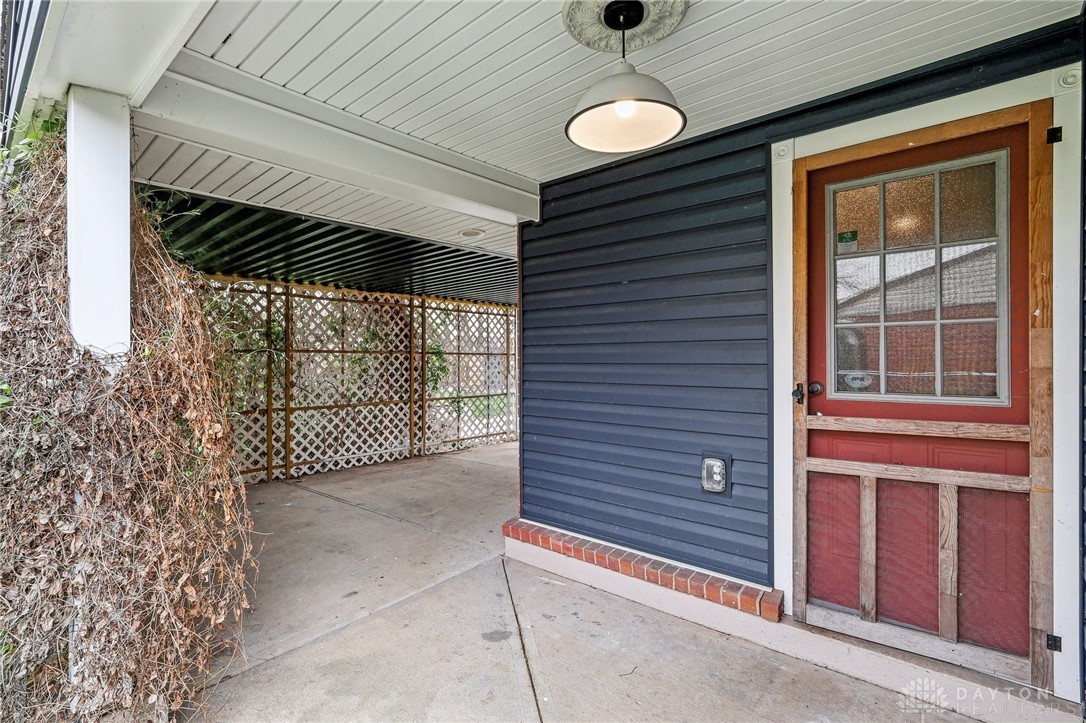 6046 Indian Bluff Circle, Dayton, Ohio image 5
