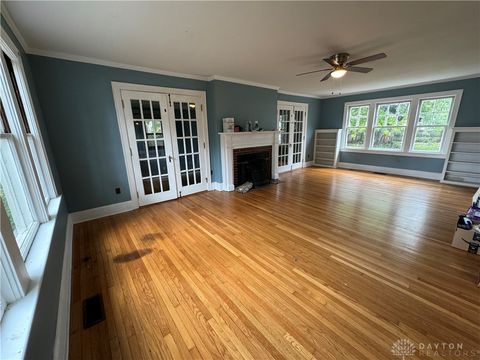 Tiny photo for 410 Park Avenue, Franklin, OH 45005 (MLS # 944742)
