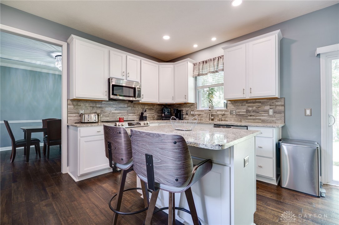 4037 Andora Boulevard, Amelia, Ohio image 17