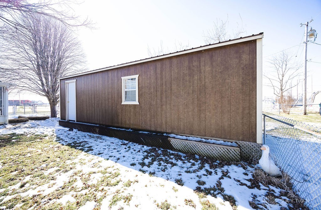 1101 W Main Street, New Lebanon, Ohio image 25