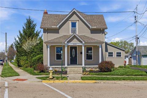 Photo of 415 W South Street, Tipp City, OH 45371 (MLS # 956328)