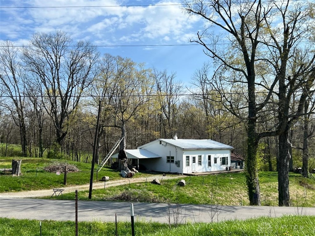 9606 Honey Run Road, Russellville, Ohio image 8