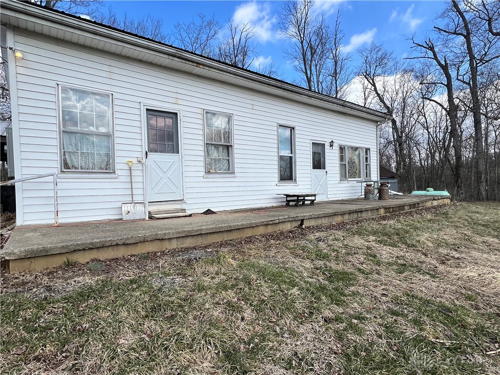 9606 Honey Run Road, Russellville, Ohio image 5