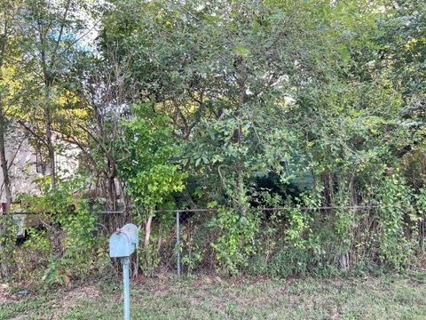 Photo of 1656 Dewitt Drive, Dayton, OH 45406 (MLS # 948653)