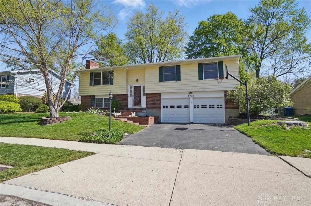 3720 Corkwood Drive, Dayton, Ohio image 7