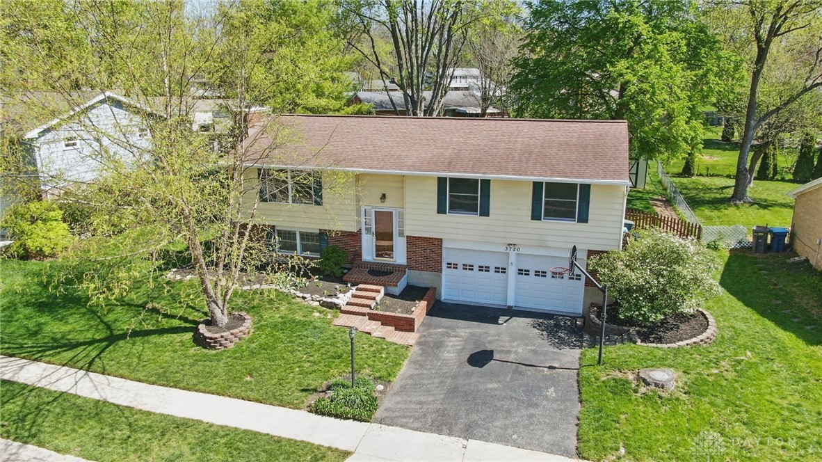 3720 Corkwood Drive, Dayton, Ohio image 2