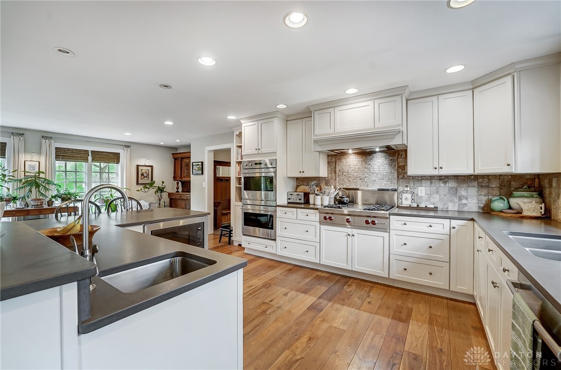 7815 Stonehouse Court, Dayton, Ohio image 16