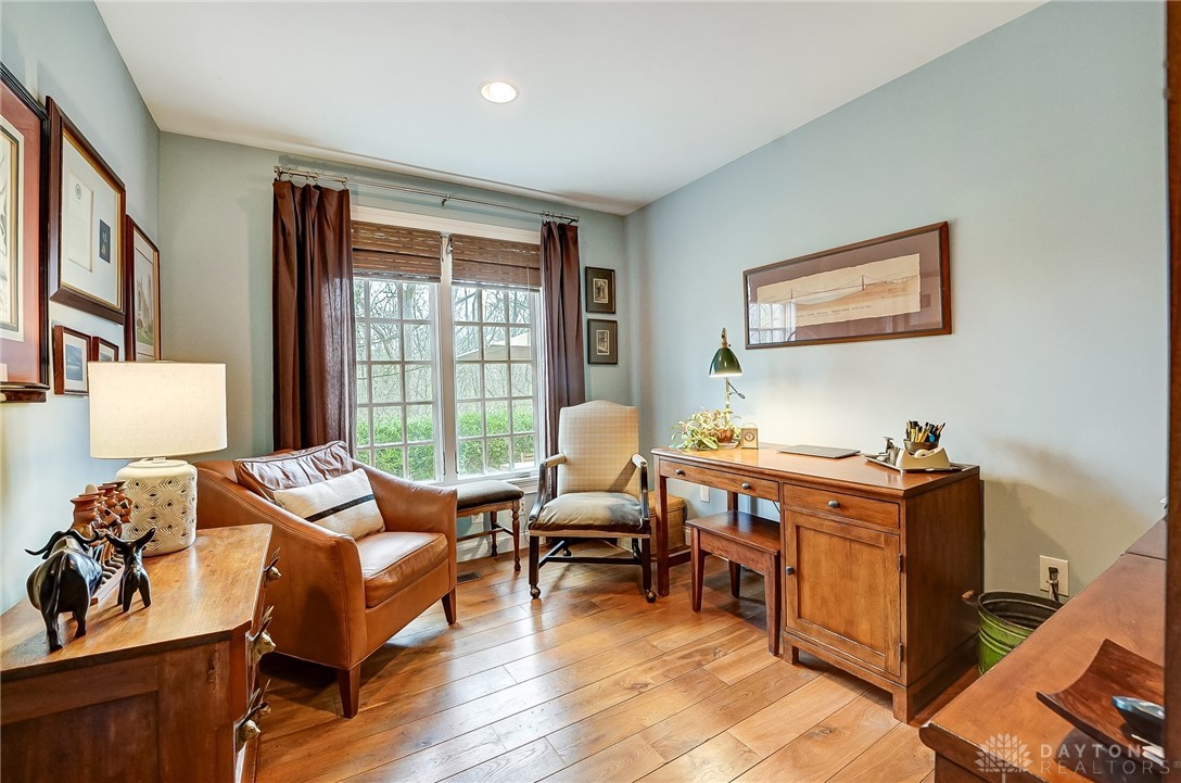 7815 Stonehouse Court, Dayton, Ohio image 31