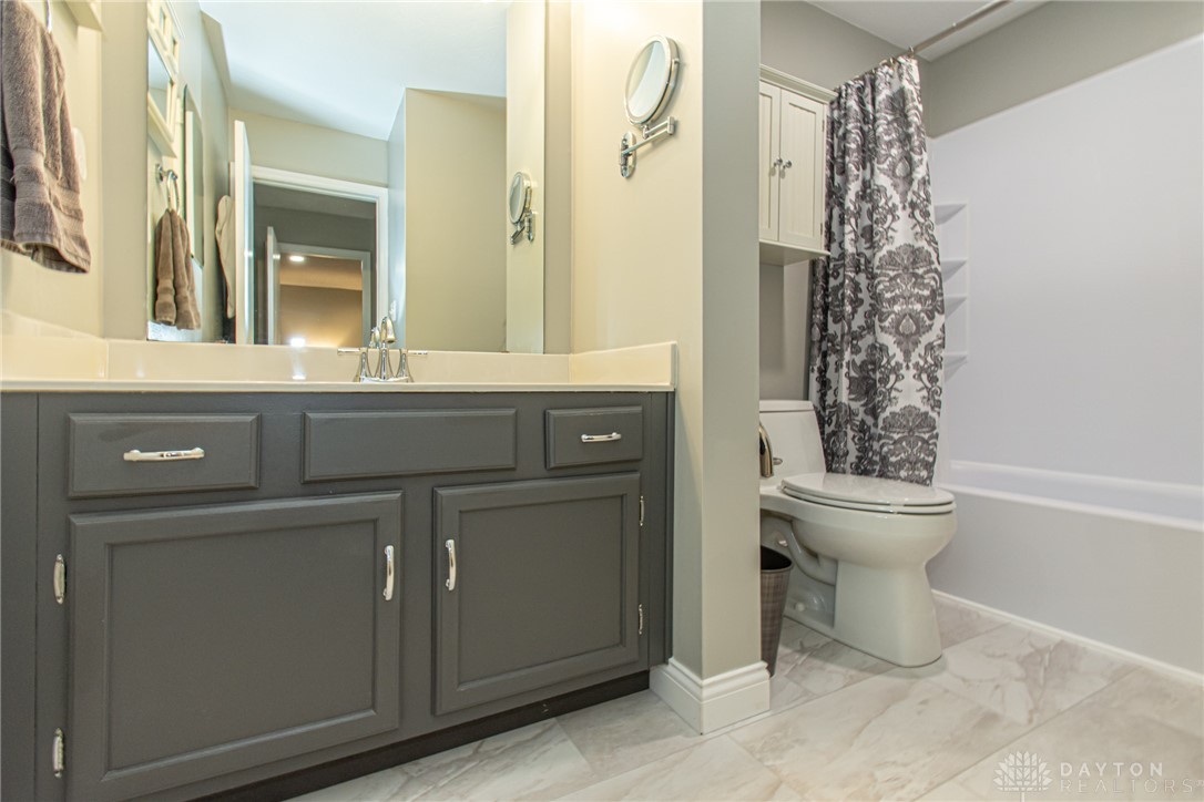 3433 Moulton Avenue, Cincinnati, Ohio image 22
