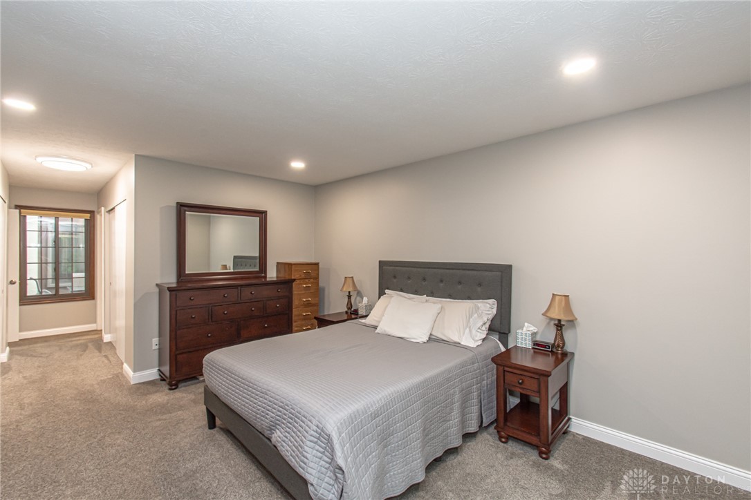 3433 Moulton Avenue, Cincinnati, Ohio image 24