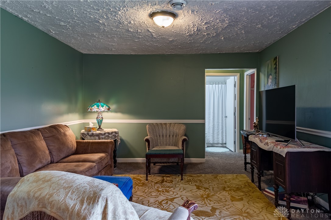 807 N Columbus Street, Xenia, Ohio image 25