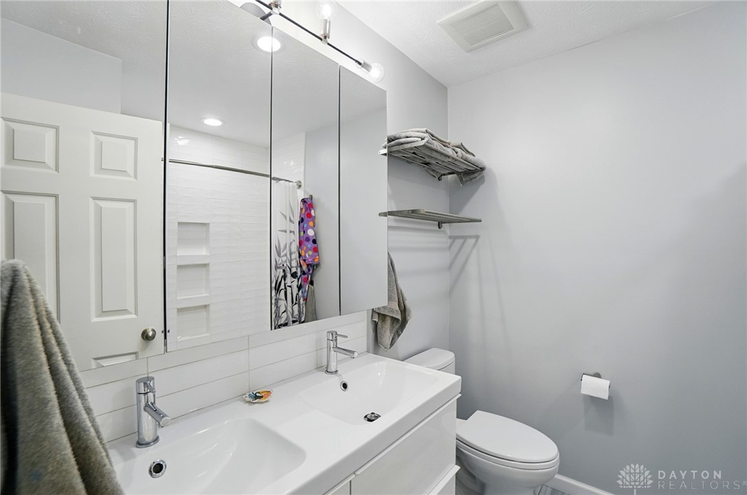 55 Artesian Court, Springboro, Ohio image 34