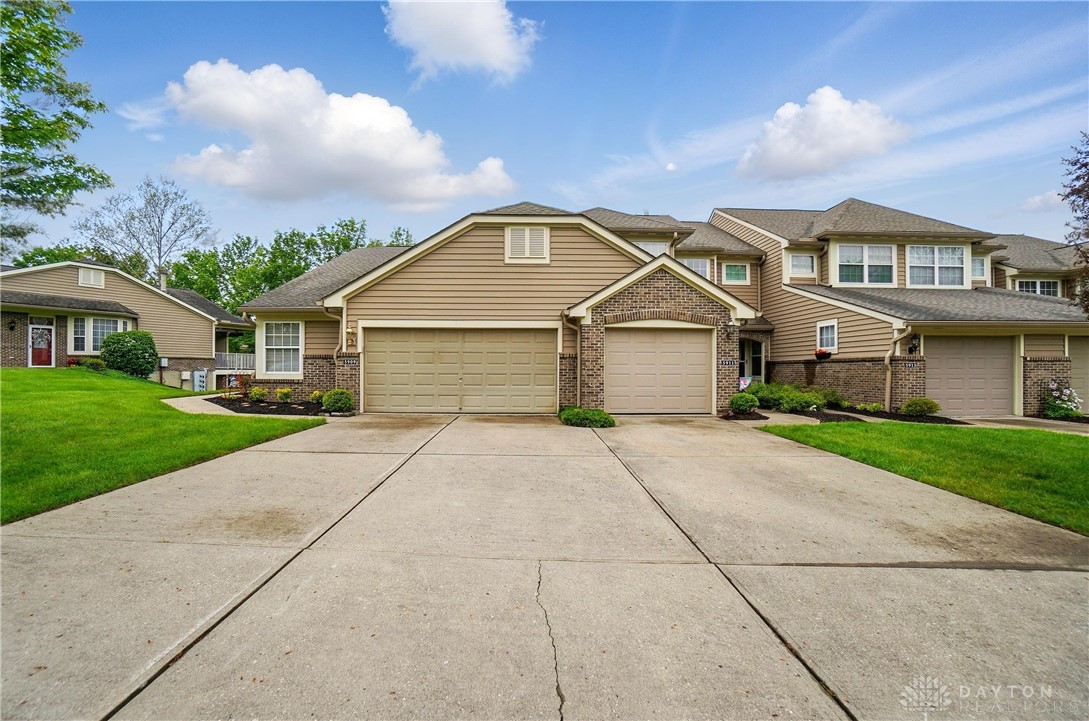 5909 Castlewood Crossing, Milford, Ohio image 2