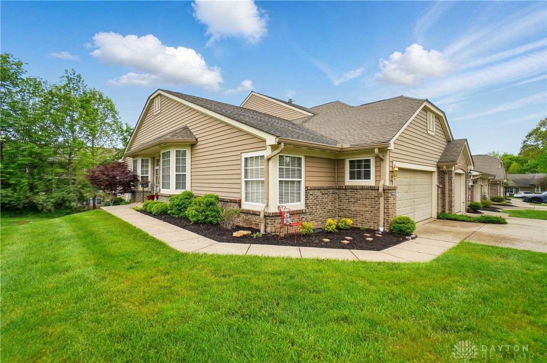 5909 Castlewood Crossing, Milford, Ohio image 1