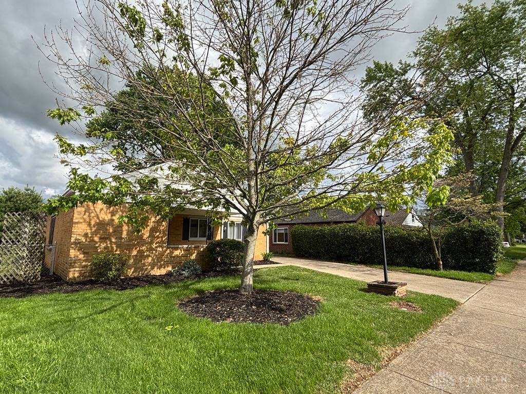 5048 Pensacola Boulevard, Moraine, Ohio image 3
