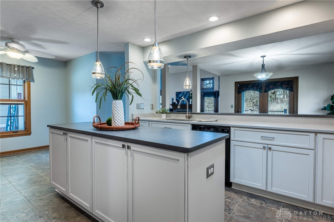3453 Marblecrest Court, Beavercreek, Ohio image 15