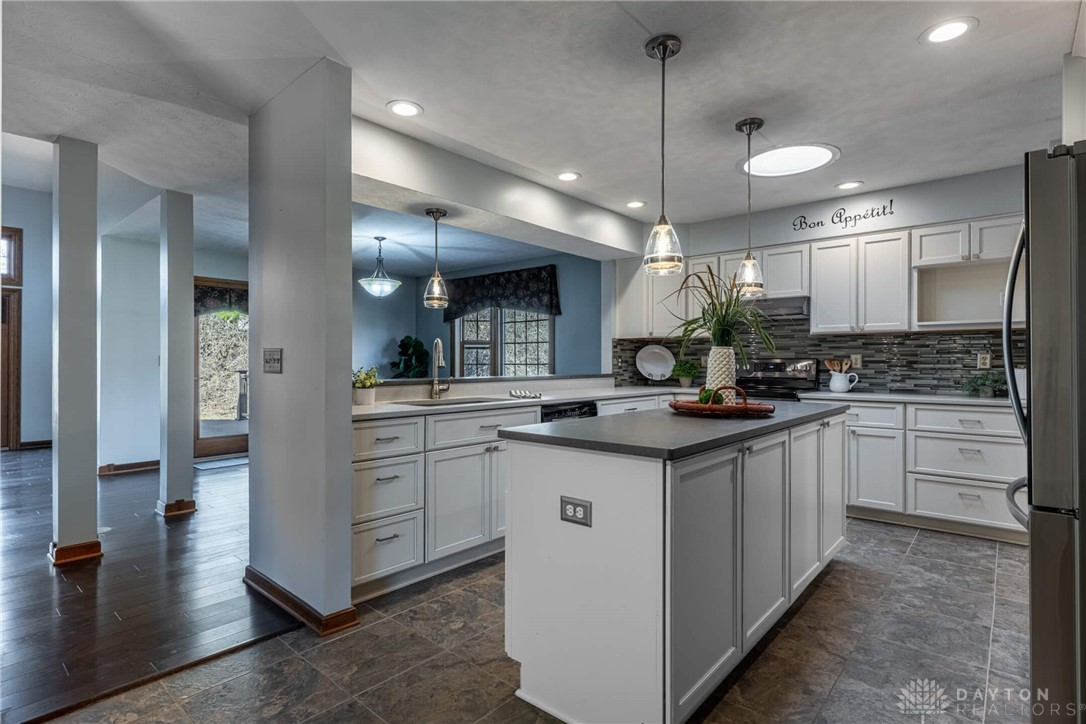 3453 Marblecrest Court, Beavercreek, Ohio image 11
