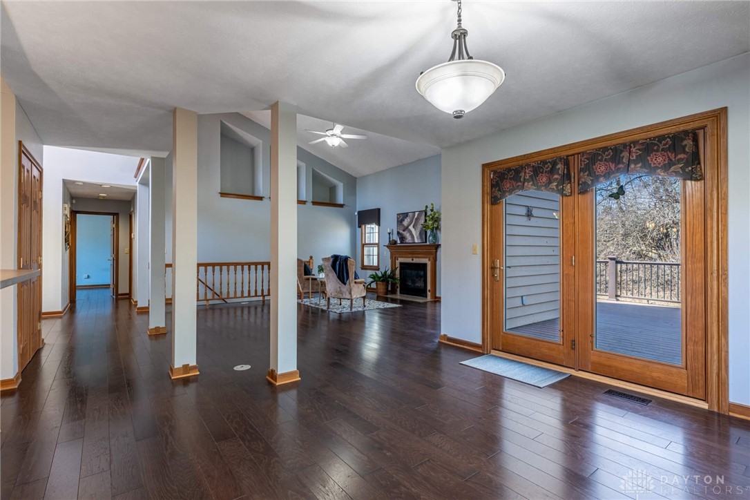 3453 Marblecrest Court, Beavercreek, Ohio image 9