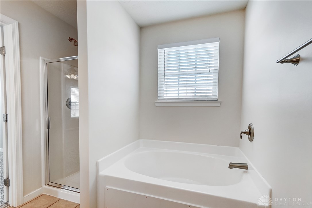 159 Shanda Drive, Monroe, Ohio image 38