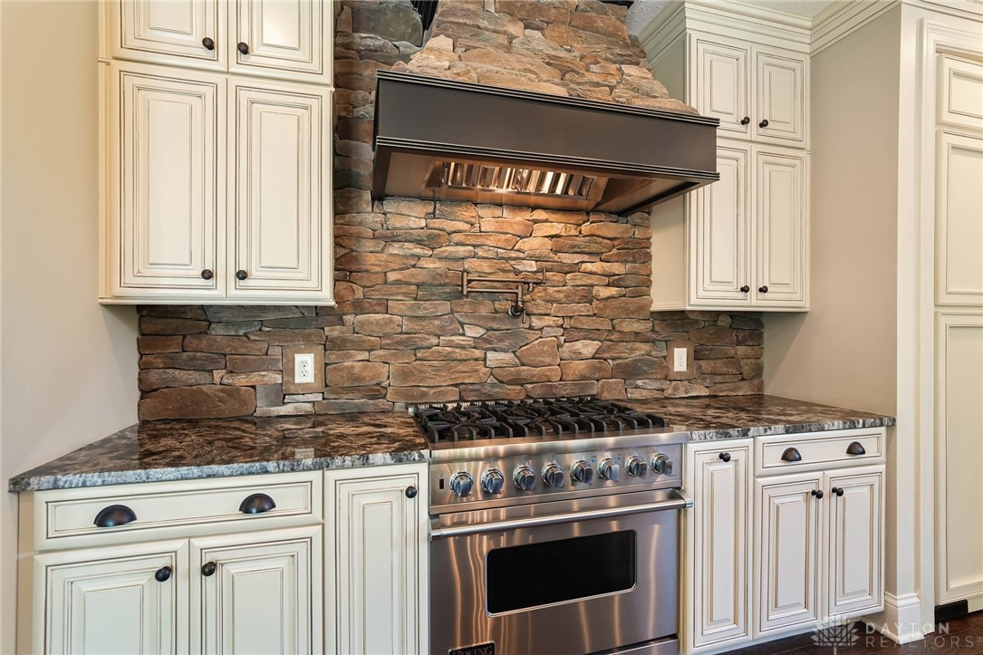 7902 Locust Grove Court, Springboro, Ohio image 21