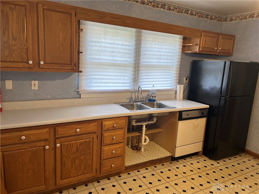 1205 S Ridge Avenue, Troy, Ohio image 21