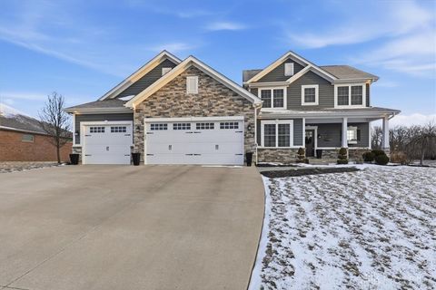 Photo of 104 Bluestone Court, Greenville, OH 45331 (MLS # 952912)