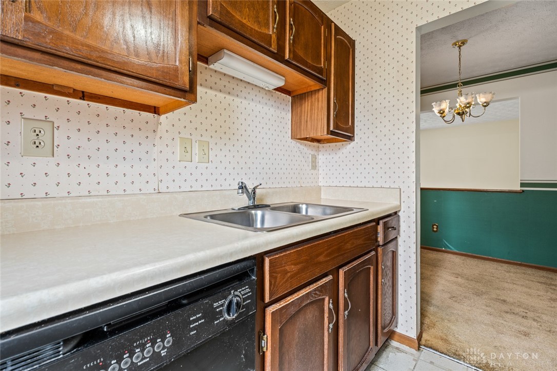 7607 Paragon Commons Circle, Dayton, Ohio image 13