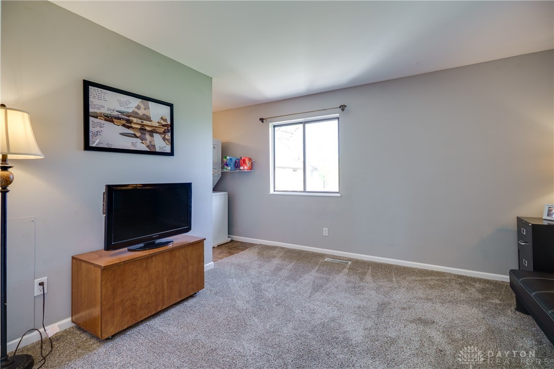 3201 Fantasia Trail, Dayton, Ohio image 20