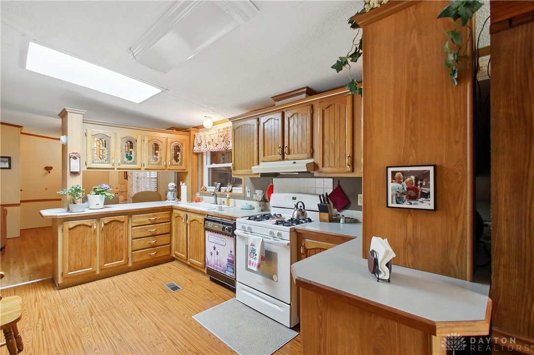 76 Sunset Dr, Springfield, Ohio image 12